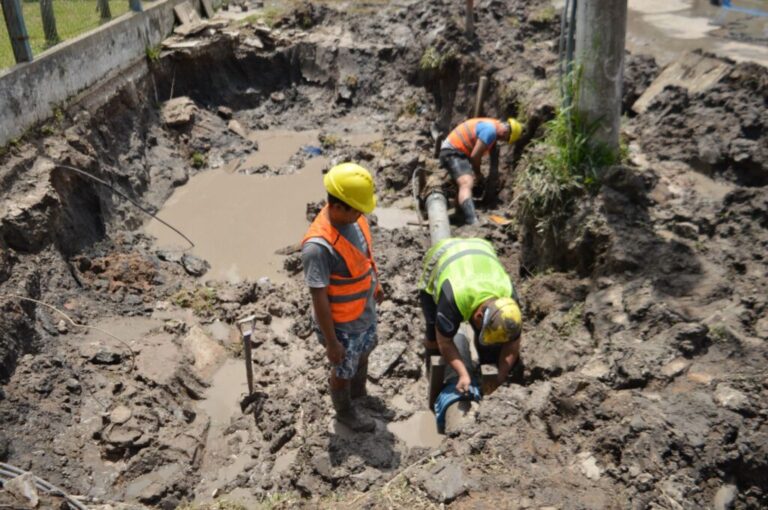 Sameep restableció el servicio de agua potable en los barrios San Cayetano, España y Provincias Unidas