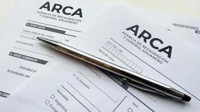 Reforma tributaria: Nación analiza eliminar el monotributo y bajar el piso de Ganancias