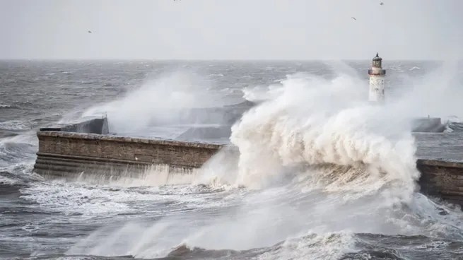 Qué es un meteotsunami: el fenómeno marítimo que causó una muerte en Santa Clara del Mar