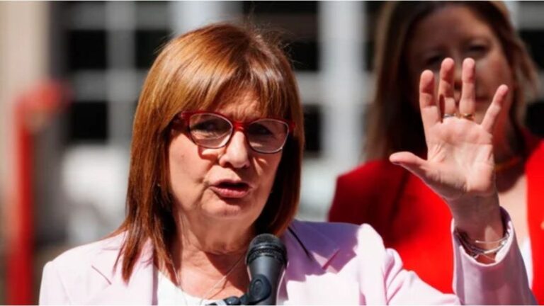Patricia Bullrich aseguró que hay un tercer argentino detenido en Venezuela