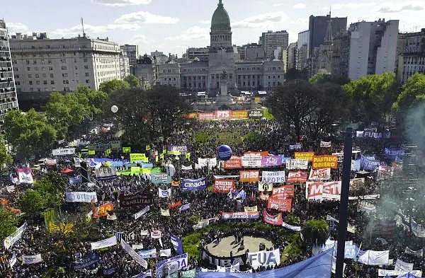 Miércoles 11. Con la Coordinación Nacional Docente, parar y movilizar al Congreso y en el país