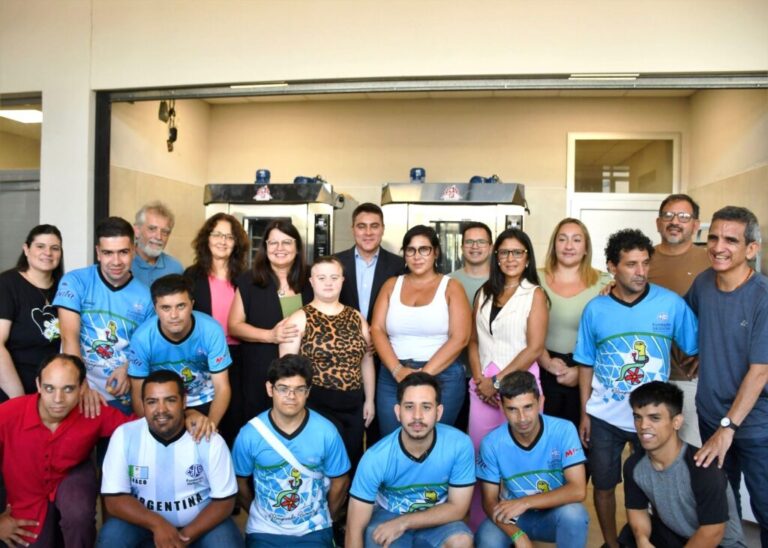 Articulación entre una empresa privada y la Provincia impulsa la formación laboral inclusiva