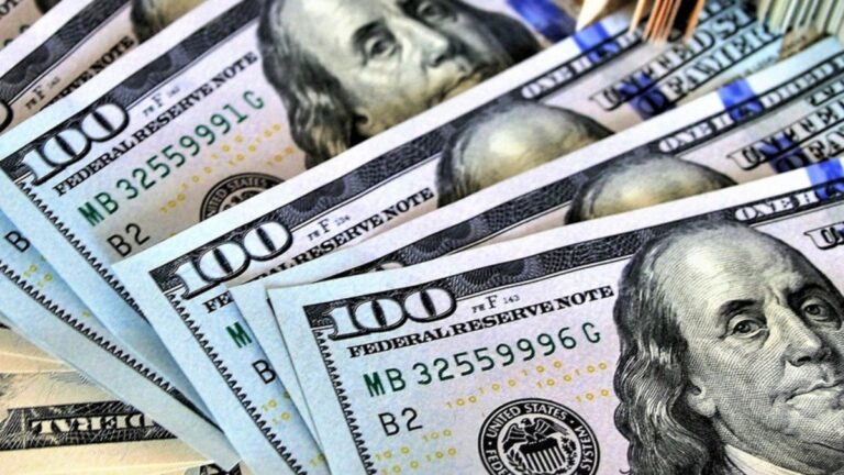 Dólar blue y dólar oficial hoy minuto a minuto: a cuánto cotizan este lunes 2 de marzo