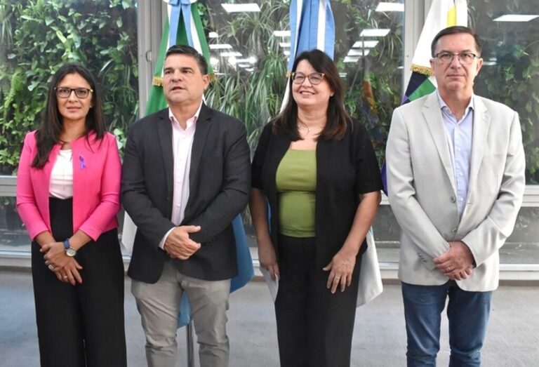 Capacitan a prestadores para fortalecer la inclusión y los derechos de personas con discapacidad