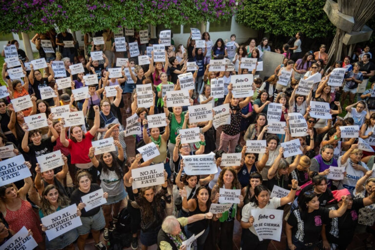 Las mujeres trabajadoras llaman a luchar contra Milei y sus cómplices y reclaman un paro general a la CGT