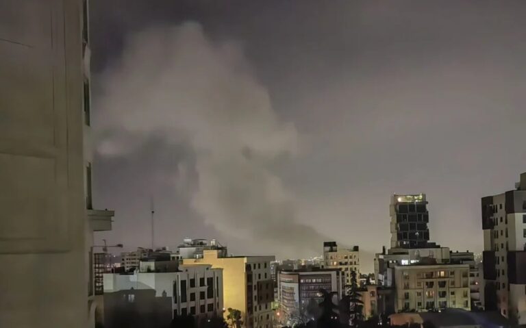 Israel atacó cuartel clave de la Guardia Revolucionaria en Teherán y otros objetivos militares iraníes