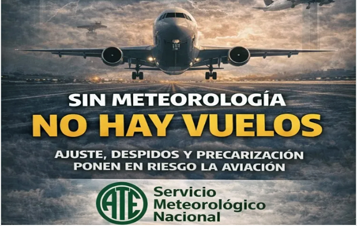 Mapa meteorológico con alertas y un avión en pista, representando el apagón meteorológico del SMN