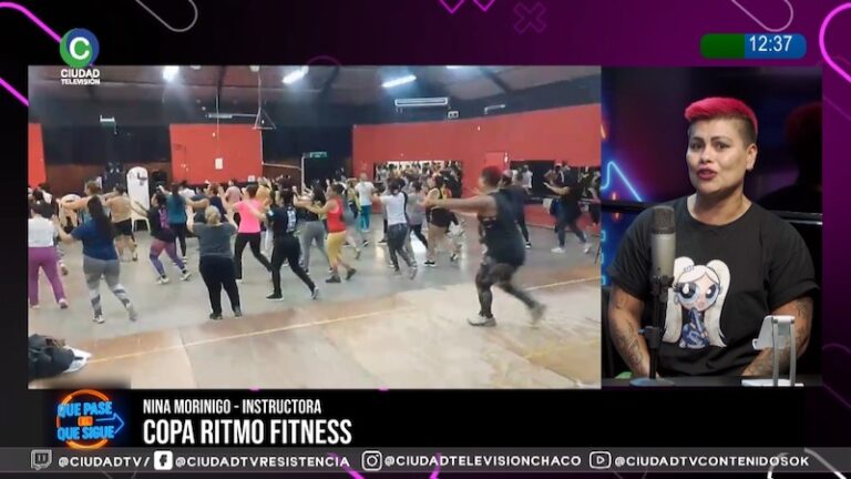 Bailarines en competencia de fitness y danza durante la Copa Ritmo Fitness en Resistencia, Chaco.