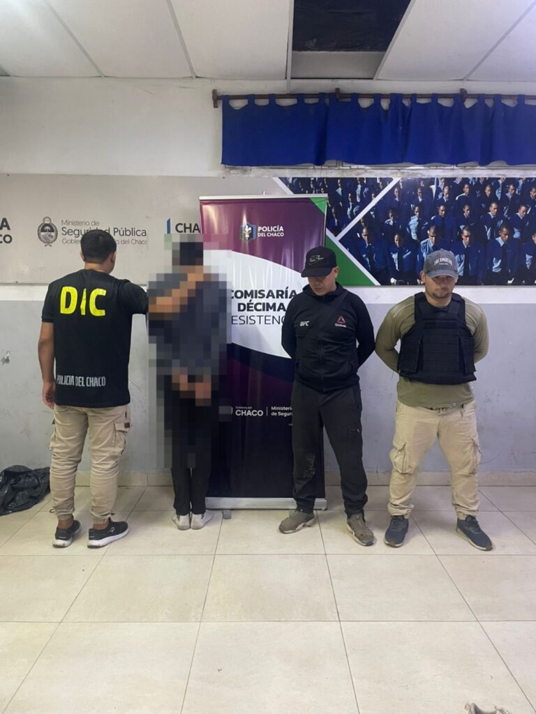 Operativo policial en barrio Villa Ghio, Resistencia, por robo millonario.