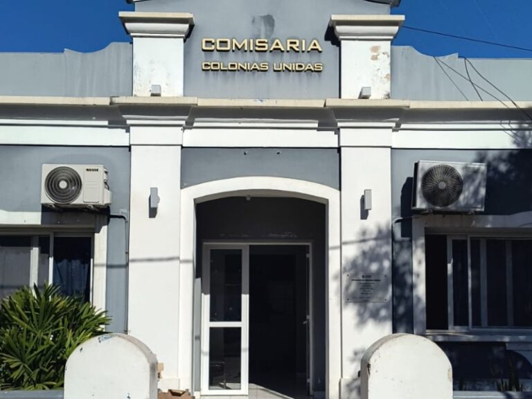 Fachada de la comisaría de Colonias Unidas, Chaco