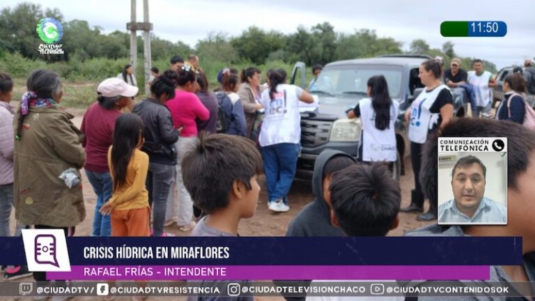 Vista de calles inundadas y viviendas afectadas por las lluvias en Miraflores, Chaco