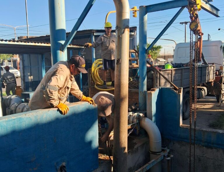 Trabajos de infraestructura de cloacas y agua potable de SAMEEP en la provincia del Chaco