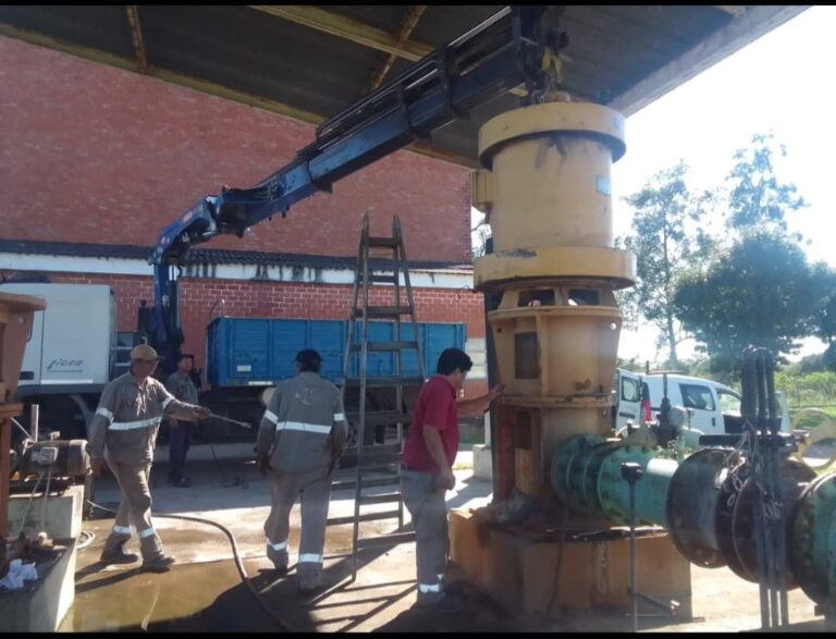 Trabajos de SAMEEP en infraestructura hídrica para restablecer el suministro de agua