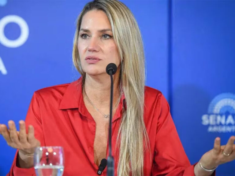 Carolina Losada en el Senado