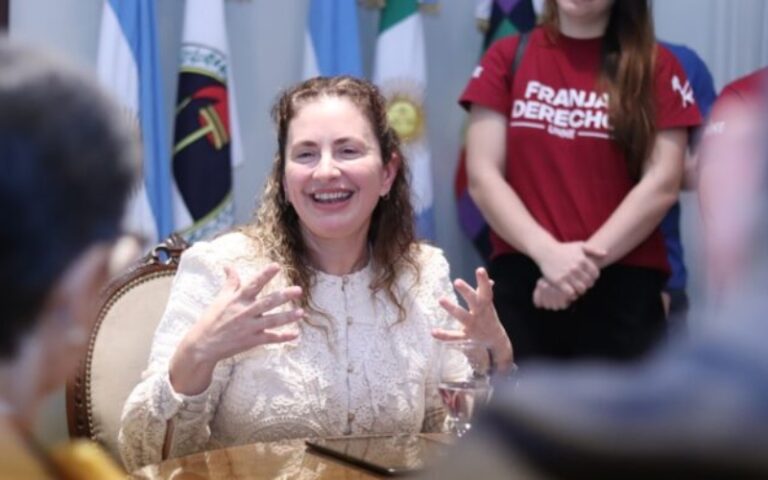 Dra. Mónica Anís, nueva decana de la Facultad de Derecho de la UNNE